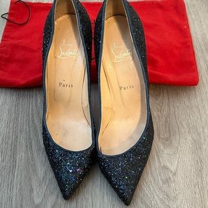 Christian Louboutin Navy blue Glitter pumps. Sz 40